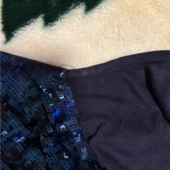 Beautiful, sparkly sequin Lipsy of London top - Picture 5 of 5